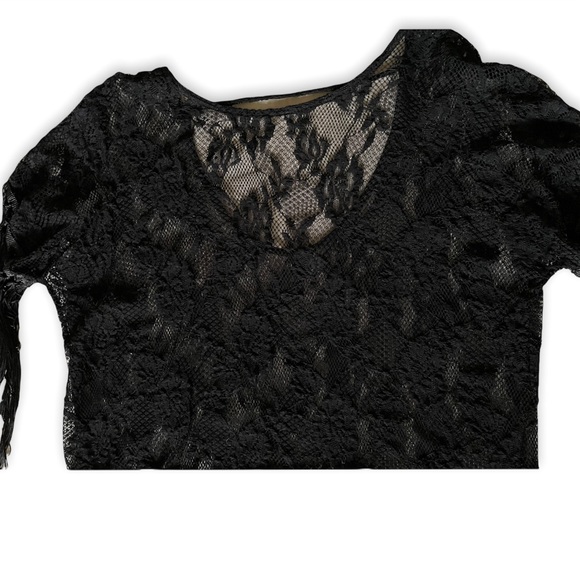 🚫Vintage fringe lace top🚫SOLD🚫 - Picture 5 of 10